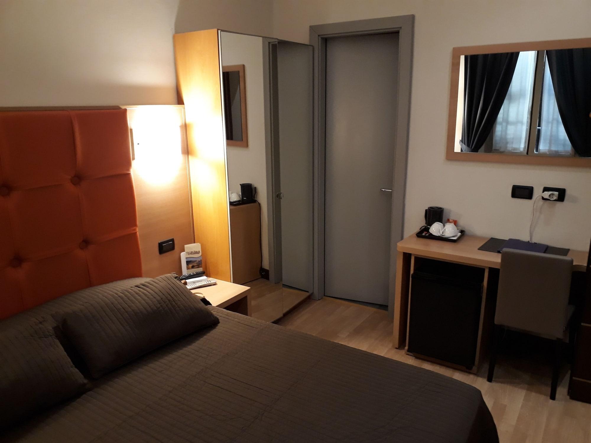 Cola Di Rienzo - In Gasthof 2*