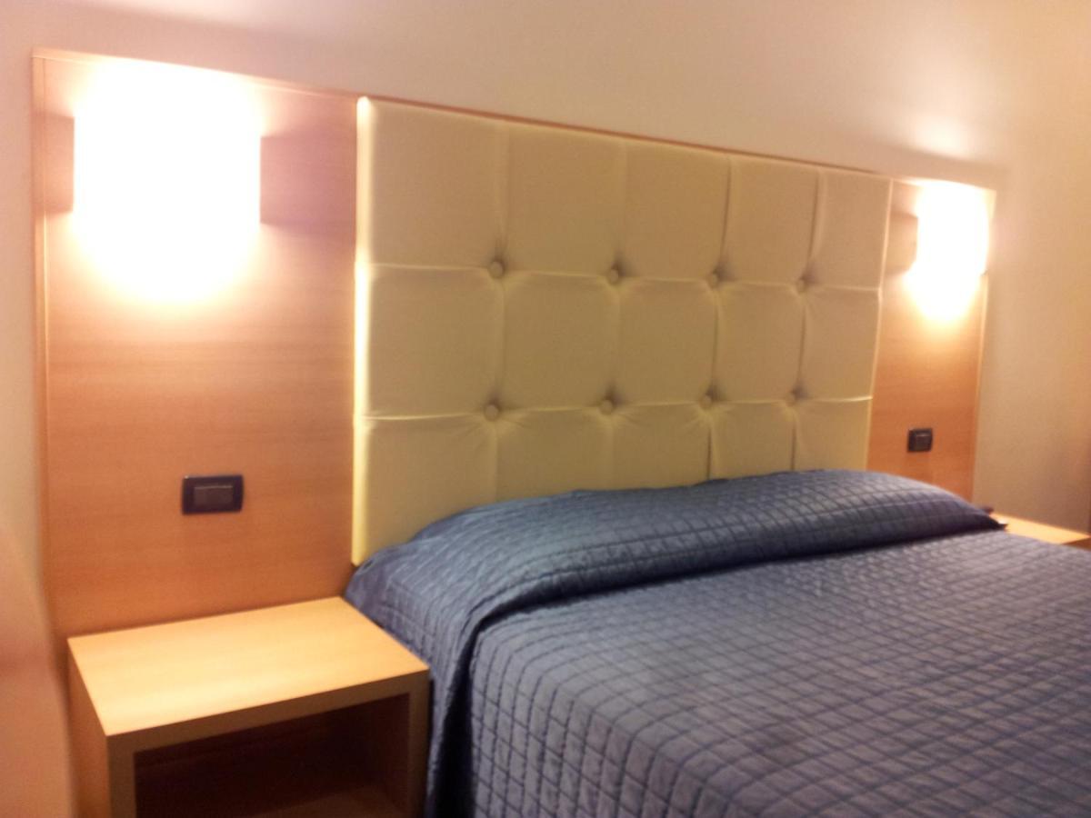 Residenza Cola Di Rienzo - In Pensión 2*